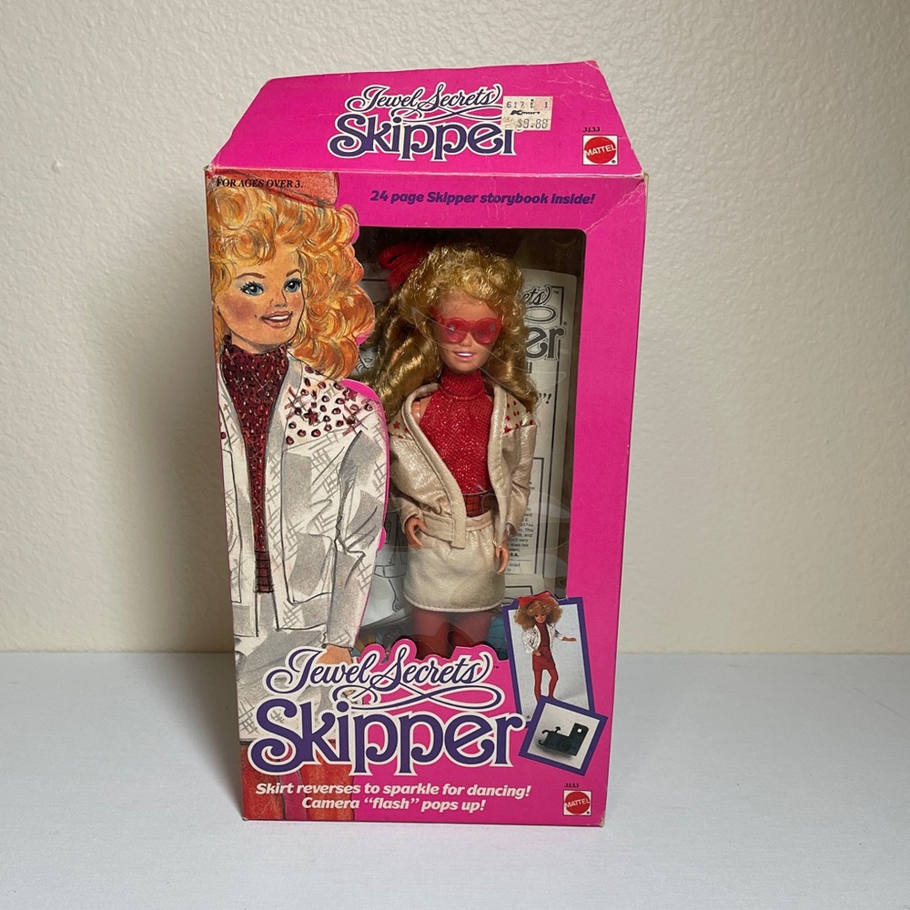 Mattel Jewel Secrets Skipper Doll in Pink and White